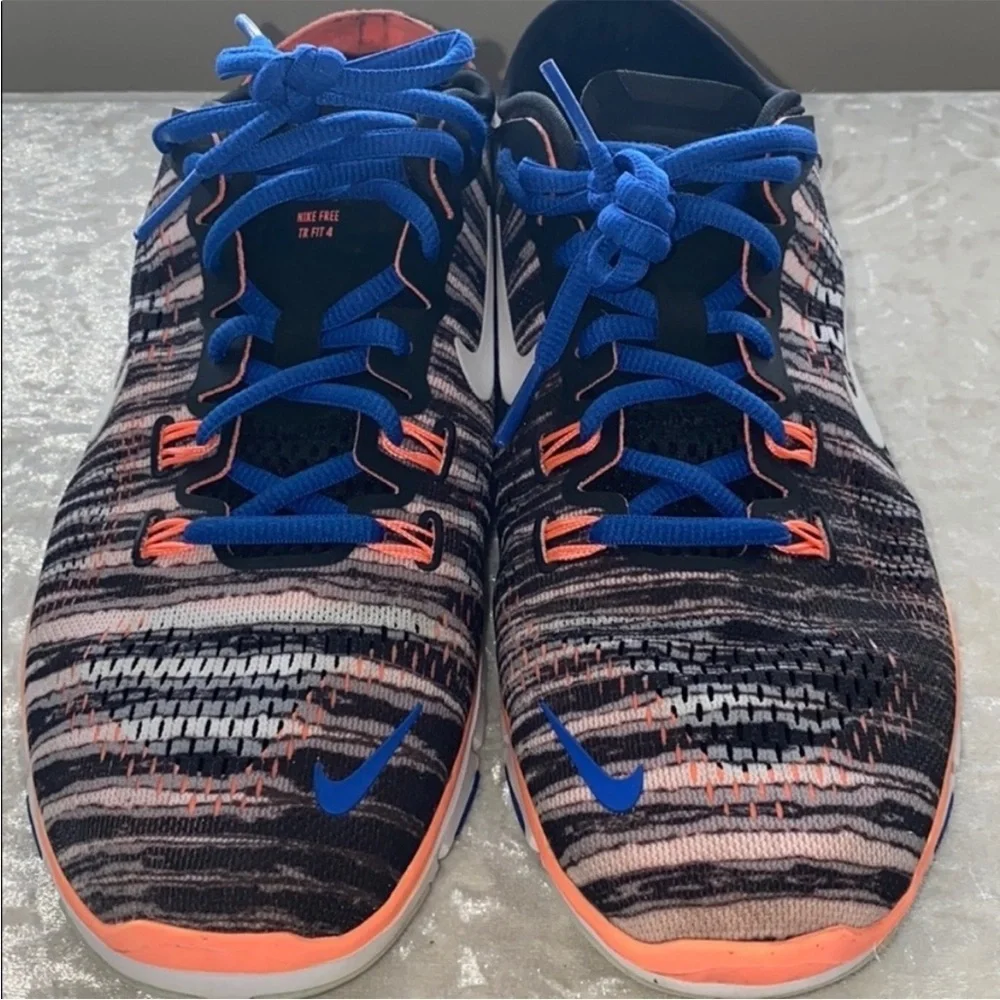 Nike free TR fit 4 sneakers with neon like orange